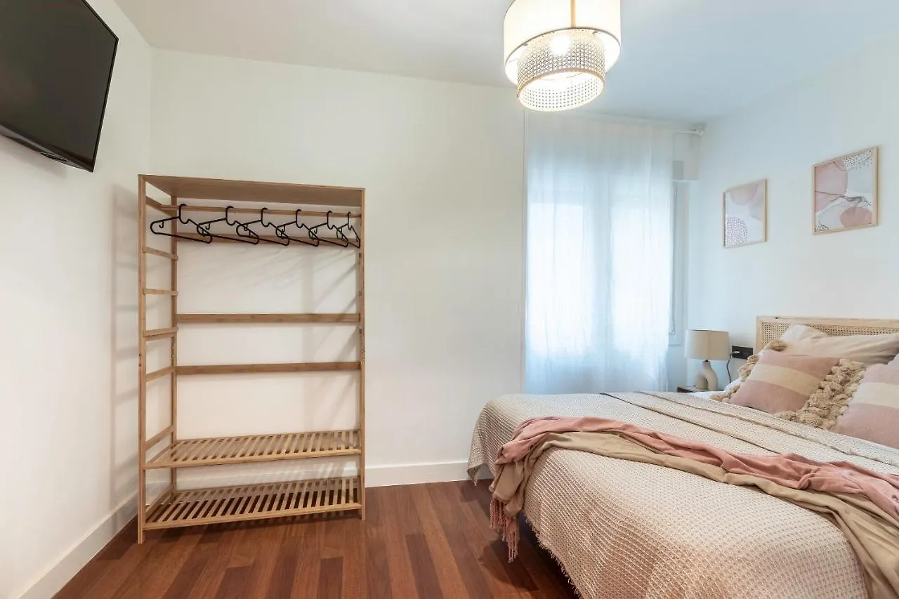 Apartment New! Lovely 4-Bedroom Loft In Bilbao