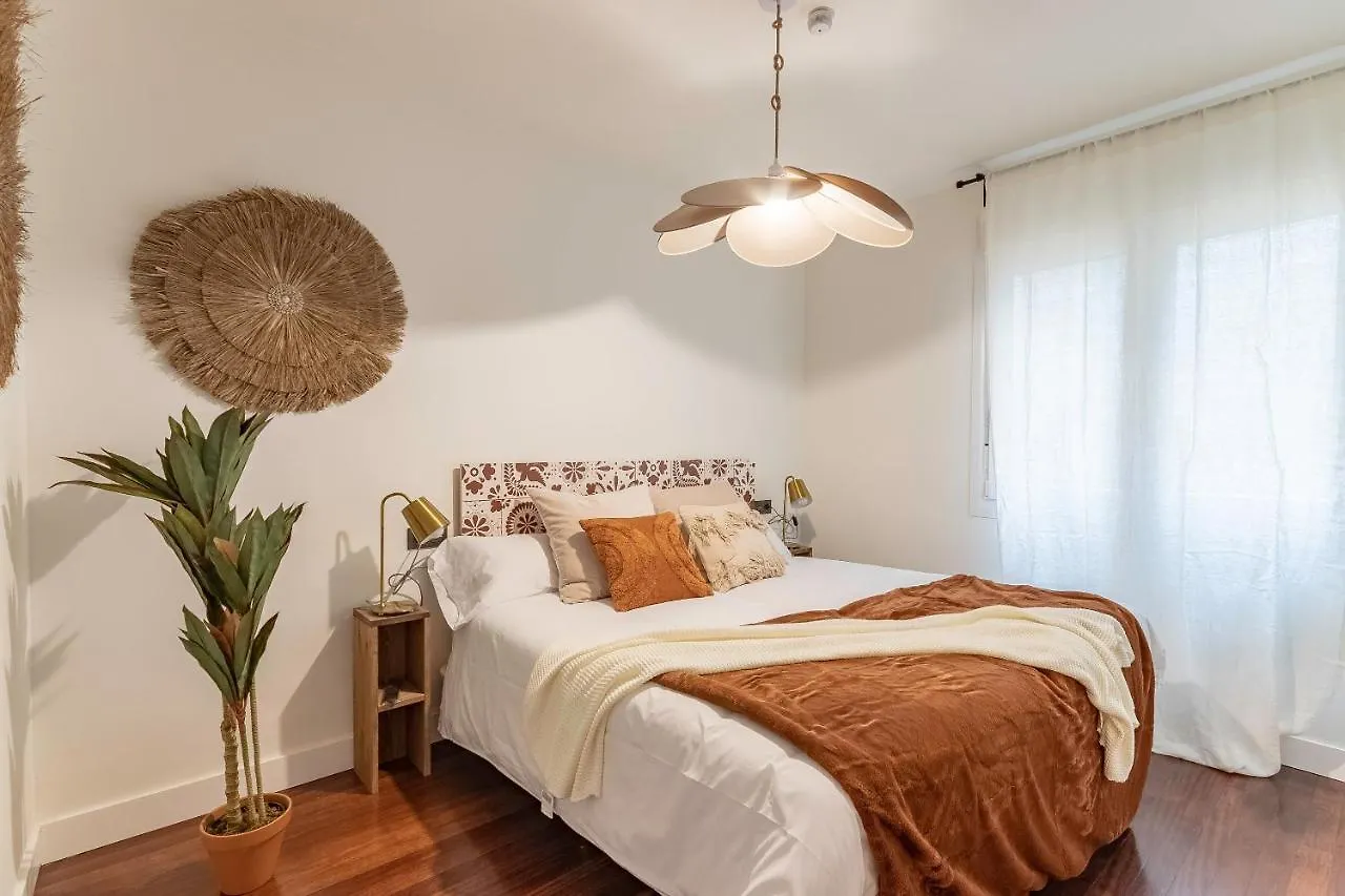 Apartment New! Lovely 4-Bedroom Loft In Bilbao Spain