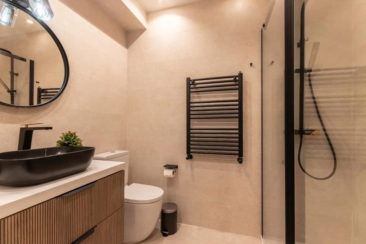 New! Lovely 4-Bedroom Loft In Bilbao Apartment